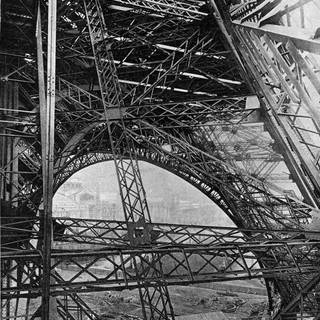 Eiffel Tower black and white wallpaper