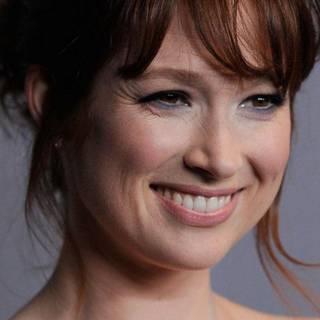 Ellie Kemper wallpaper
