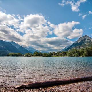 Waterton Lakes National Park wallpaper