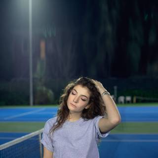 Lorde wallpaper