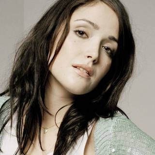 Rose Byrne wallpaper