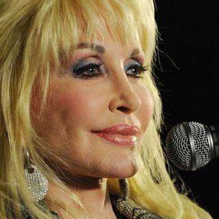 Dolly Parton wallpaper