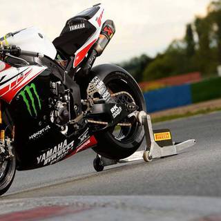 Yamaha YZF- R1 wallpaper