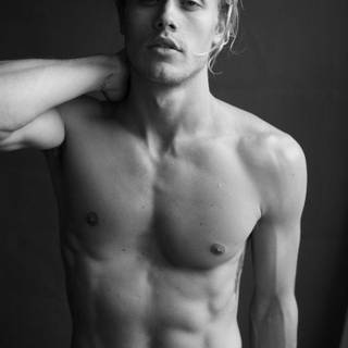 Aaron Lohr wallpaper