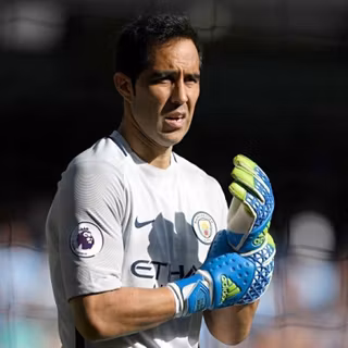 Claudio Bravo wallpaper