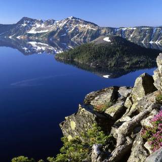 Crater Lake National Park wallpaper