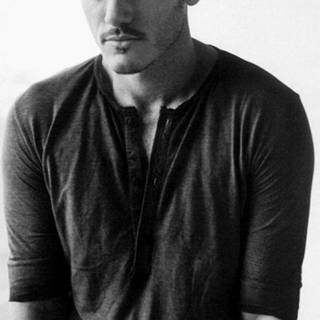 Luke Evans wallpaper