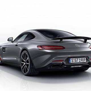 Mercedes-AMG C63 wallpaper