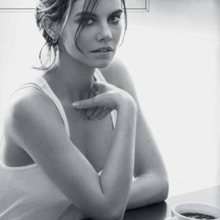 Lauren Cohan 2017 wallpaper