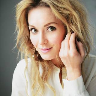 Aida Nikolaychuk wallpaper