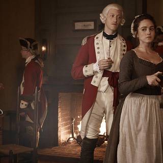 Heather Lind wallpaper