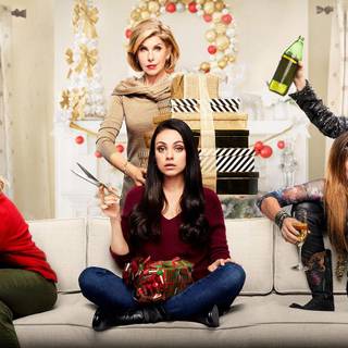 A Bad Moms Christmas wallpaper