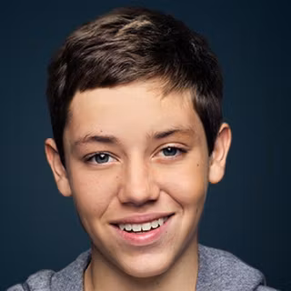 Ethan Cutkosky wallpaper