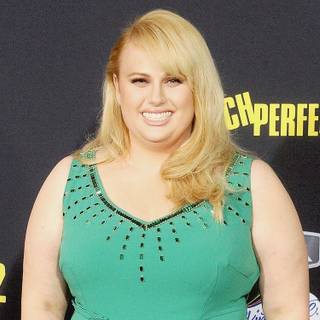 Rebel Wilson wallpaper