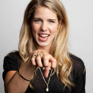 Emily Bett Rickards wallpaper