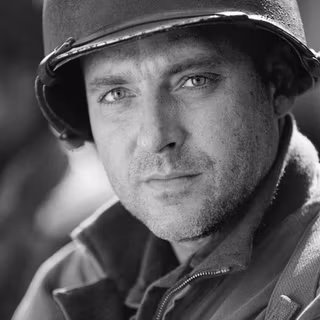 Tom Sizemore wallpaper