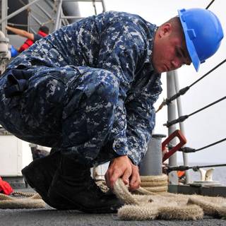 USS Simpson (FFG-56) wallpaper