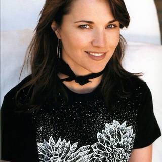 Lucy Lawless wallpaper