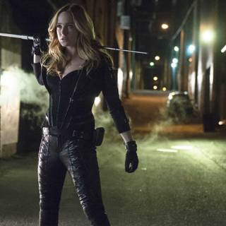 Caity Lotz wallpaper