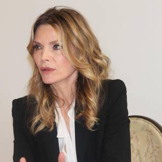 Michelle Pfeiffer 2017 wallpaper