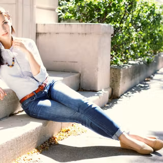 Emily Rudd wallpaper