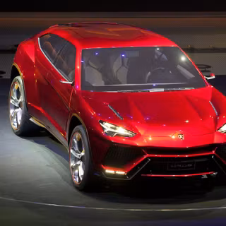 Lamborghini Urus wallpaper