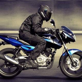 Pulsar 180 Laser Edge BS4 wallpaper