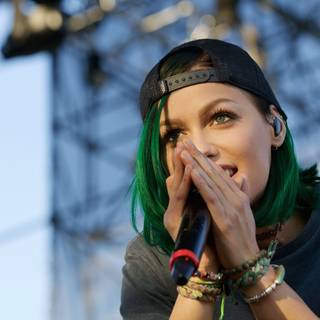 Jenna McDougall wallpaper