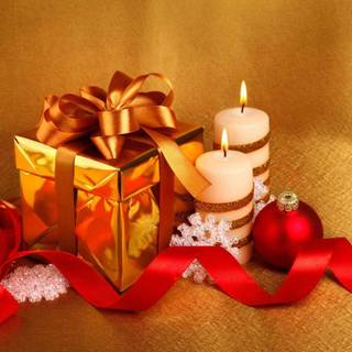 Christmas cards and gifts wallpaper