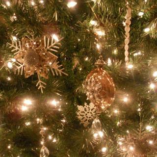 Christmas icicles wallpaper