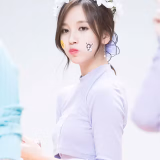 Mina Twice wallpaper