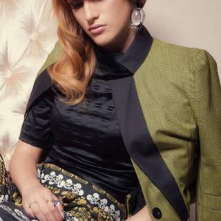 Bella Thorne 2018 wallpaper