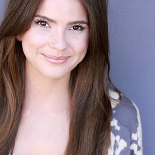 Shelley Hennig wallpaper