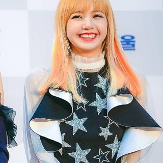 Lisa BLACKPINK wallpaper