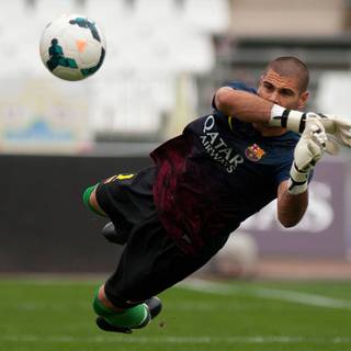 Victor Valdés wallpaper