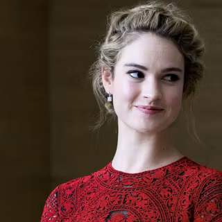 Lily James 2018 wallpaper
