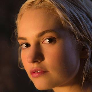 Lily James 2018 wallpaper