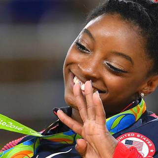 Simone Biles wallpaper