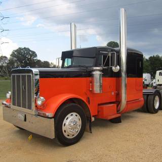 CAT Peterbilt Truck wallpaper