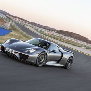 Porsche 918 Spyder wallpaper