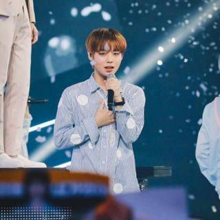 Park Jihoon wallpaper