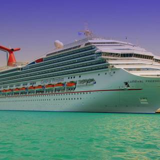 Cruise ships wallpaper