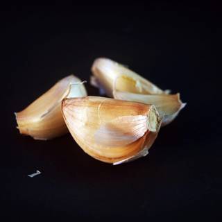 Ginger and garlic wallpaper