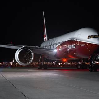 B777 night wallpaper