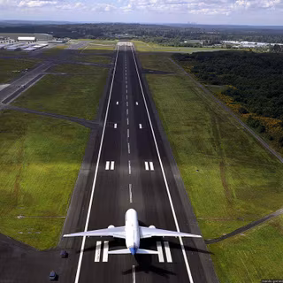 Amazing runway wallpaper