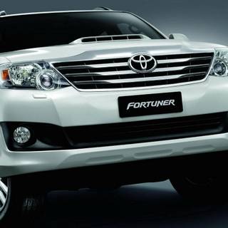 Toyota Fortuner wallpaper