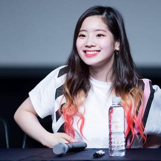 Kim Da-hyun Twice wallpaper