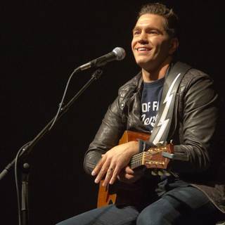 Andy Grammer wallpaper