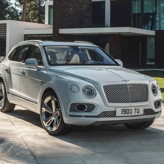 Bentley Bentayga PHEV wallpaper