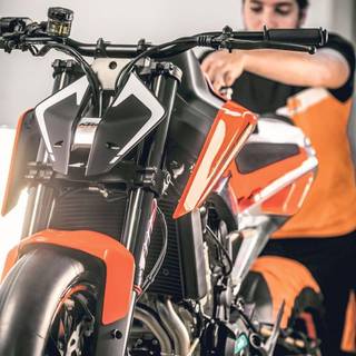 KTM Duke 790 wallpaper